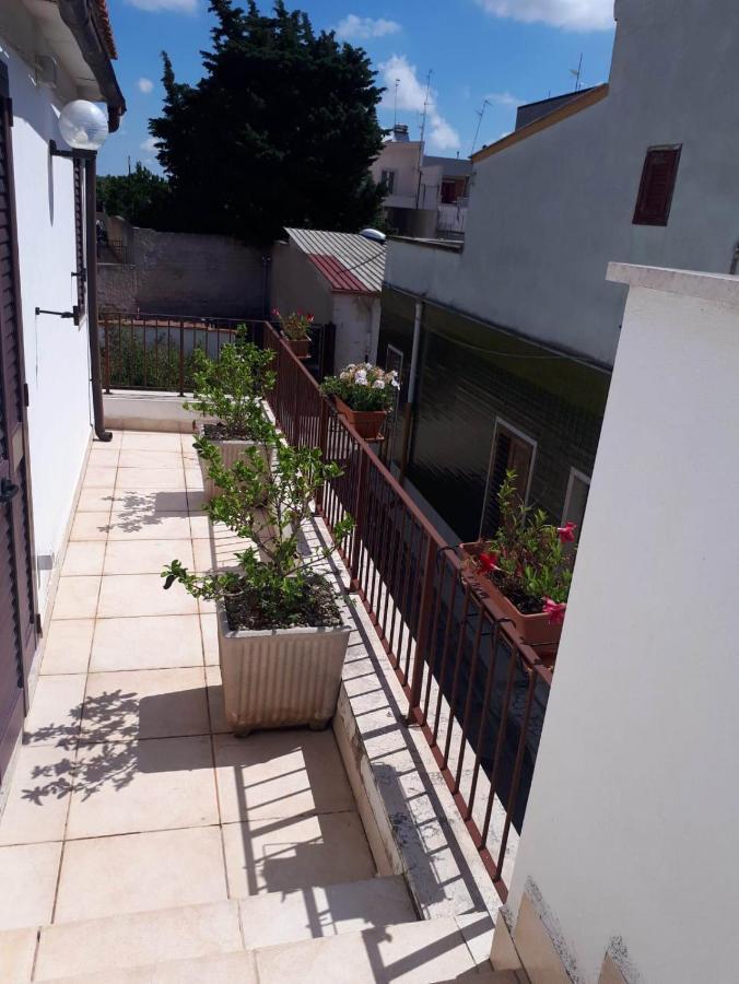 לינה וארוחת בוקר Palombaio Il Giardino Di Niu מראה חיצוני תמונה